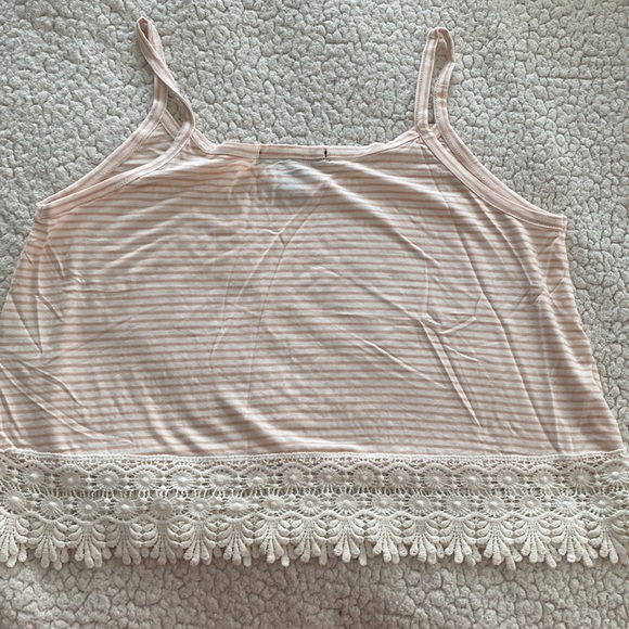 Oversized crop - Picture 2 of 3